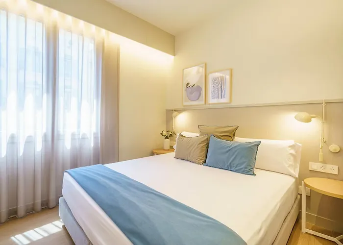 Fisa Rentals Ramblas Apartments